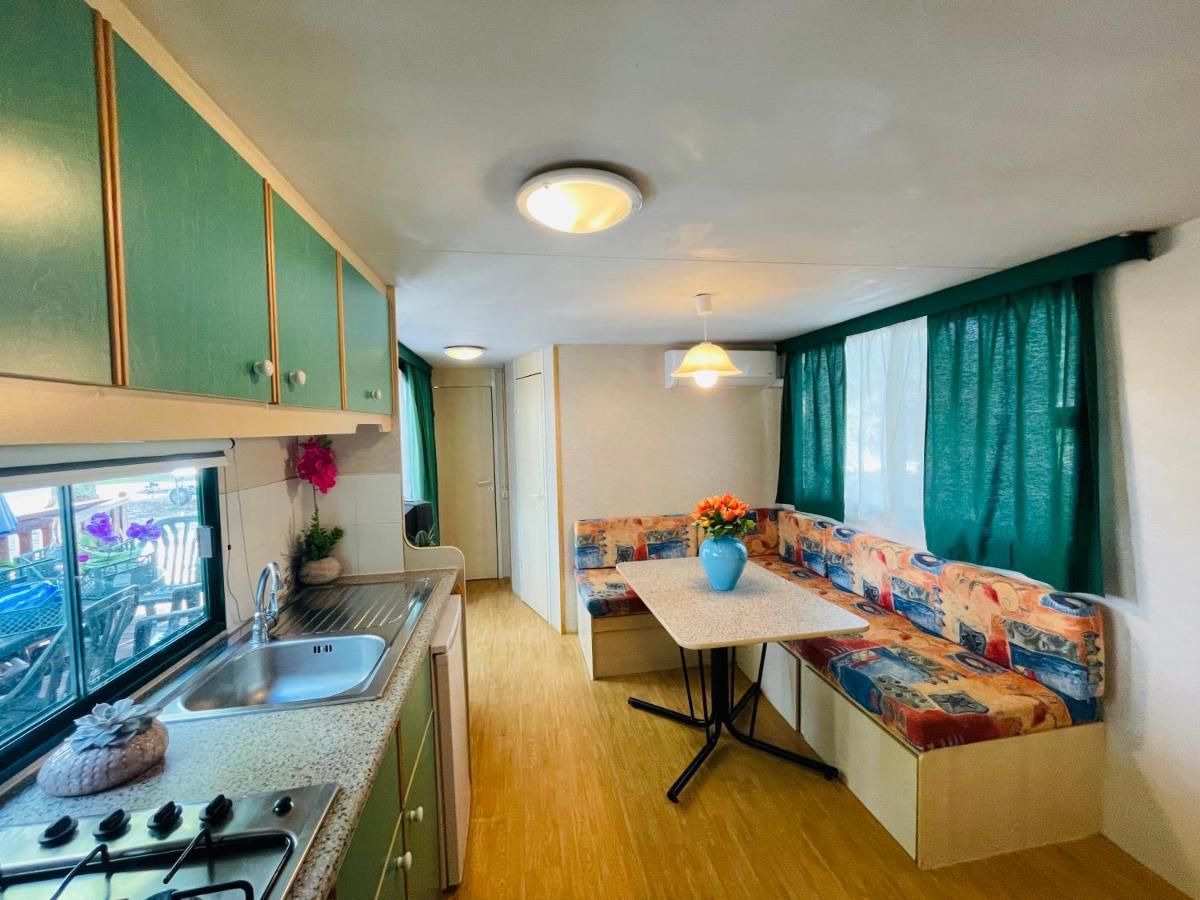 Camping Village Punta Navaccia Туоро-суль-Тразимено Экстерьер фото